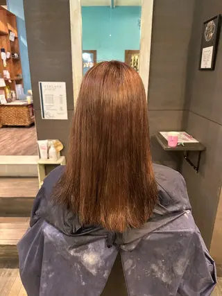 ミディアム カラー 安達 望のヘアスタイル
