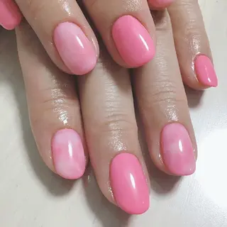 ネイル カルフール リル MOEのネイルデザイン