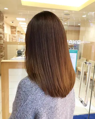 セミロング パーマ 丸みショートボブ/ タッセルボブ 吉野のヘアスタイル