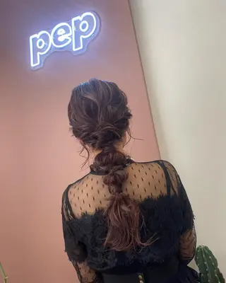 ロング ヘアアレンジ pep natsumiのヘアスタイル