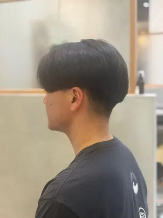 ショート 岡 拓実のヘアスタイル