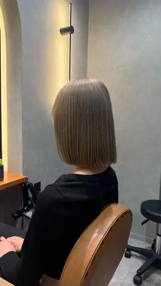 カラー HINATA / La fith河原町のヘアスタイル