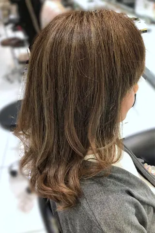 セミロング カラー ✨髪質改善✨ 田西　基彦のヘアスタイル
