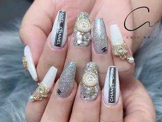 ネイル CHIC NailSalonのネイルデザイン
