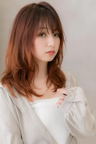 セミロング カラー 出川 宙☘️のヘアスタイル
