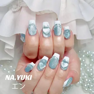 ネイル 🦋 Queenieのネイルデザイン