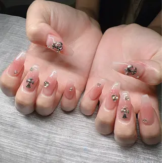 ネイル Lee Nailsのネイルデザイン