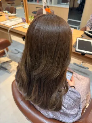セミロング カラー 中野 希望のヘアスタイル