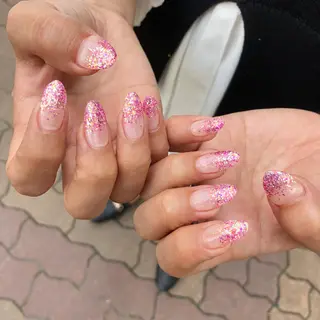 セミロング カラー ヘアアレンジ キッズ ネイル マツエク・マツパ 福田 加奈のネイルデザイン