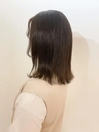 ミディアム カラー 佐藤 梨里花 ❤︎のヘアスタイル