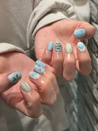 ショート m kaori𓃟のネイルデザイン