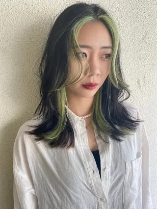ミディアム カラー Pia ツボイ ケイタのヘアスタイル