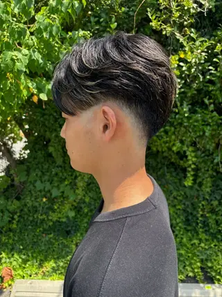 ミディアム 安藤 ひなたのヘアスタイル