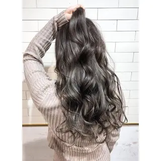 ロング EIGHT plum TOKIOリミテッドのヘアスタイル