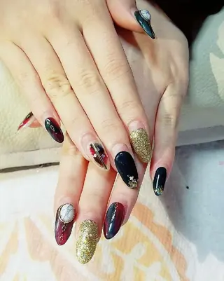 ネイル ＪＥＷＥＬ ＮＡＩＬのネイルデザイン