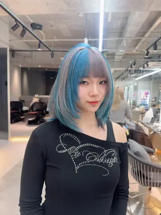 ミディアム カラー ヘアアレンジ ARIA💎縮毛矯正 ブリーチ💎複雑履歴のヘアスタイル