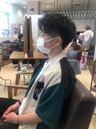 ショート カラー パーマ メンズ 大輪 日向子のヘアスタイル