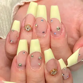 ネイル VOGUE ×SWANのネイルデザイン