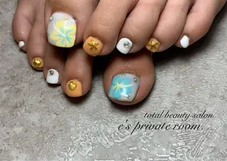 ネイル LAVISH nail salonのネイルデザイン