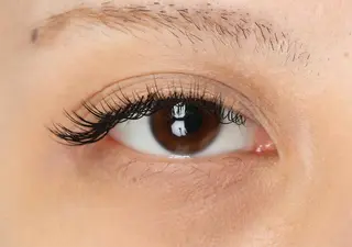 パーマ ネイル まつエク ミンク スタイルのネイルデザイン