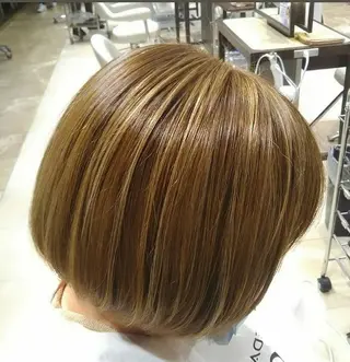 ショート ホリウチ ユキエのヘアスタイル