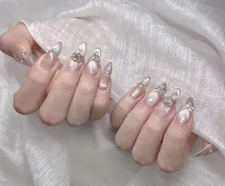 ネイル Lee Nailsのネイルデザイン