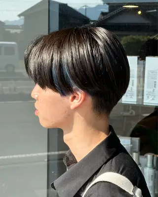 カラー メンズ arika オケシ　リョウダイのヘアスタイル