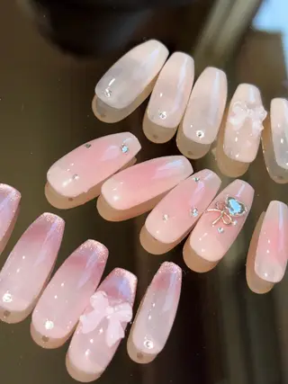 ネイル émure. パラジェル認定サロンのネイルデザイン