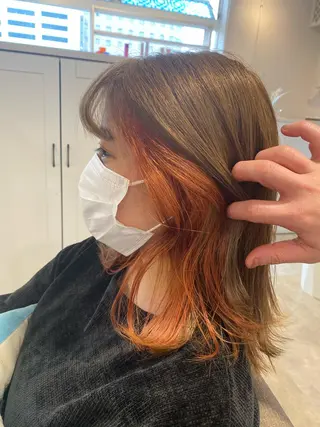 セミロング カラー 饒平名 知也のヘアスタイル