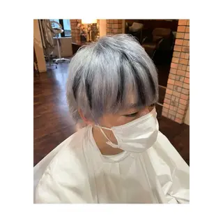 ショート マツノ ユウキのヘアスタイル