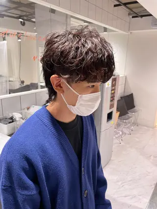 ショート カラー パーマ ヘアアレンジ メンズ キッズ ネイル マツエク・マツパ スパイキー/フェザー /波巻き/かいとのヘアスタイル