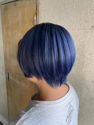 ショート カラー 中西 彩愛のヘアスタイル