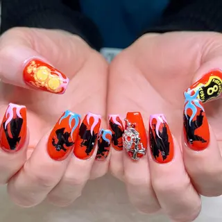 セミロング METORO NAILのネイルデザイン