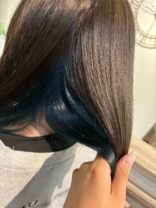 セミロング カラー ｶﾉ / 艶カラー/レイヤーのヘアスタイル