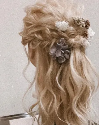 ヘアアレンジ F-LILA (リラ)Ainaのヘアスタイル