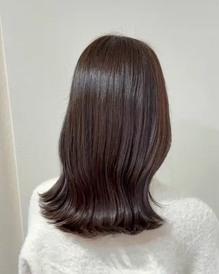 ミディアム NANA / MONDのヘアスタイル