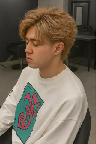 ミディアム カラー ヘアアレンジ メンズ 🔥ニュアンス フェザー小林海斗🔥のヘアスタイル