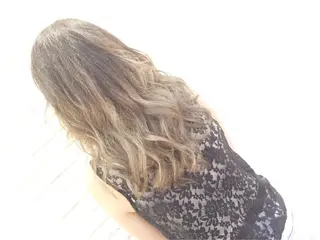 ロング カラー ハイトーン×髪質改善 KENTAのヘアスタイル