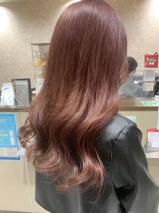 ロング カラー ヘアアレンジ 近藤千翔🩵 髪質改善Periodのエステ・リラクイメージ