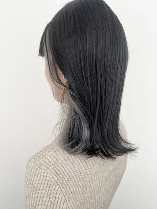 セミロング カラー シンマ チヒロのヘアスタイル