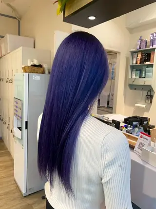 カラー ロング N° +aero 横浜のヘアスタイル