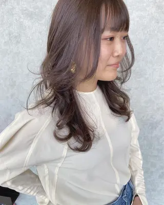 セミロング カラー パーマ 小田 莉加子のヘアスタイル