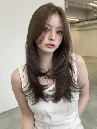 セミロング 🎀透明感カラー/ yuka🎀のヘアスタイル