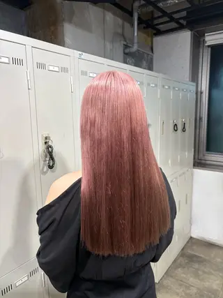 ロング カラー 透明感ベージュ/ レイヤー縮毛矯正のヘアスタイル