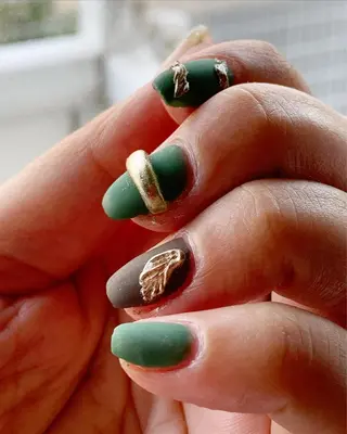 ネイル 新山 聖のネイルデザイン