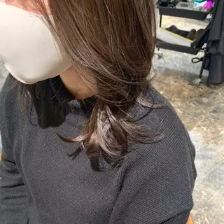 ミディアム カラー UMEDA FIGAROのヘアスタイル