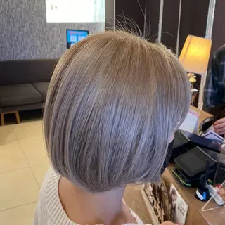 ミディアム カラー ヘアアレンジ fifth 石川 凪のヘアスタイル