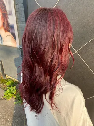 カラー 前田 輝のヘアスタイル