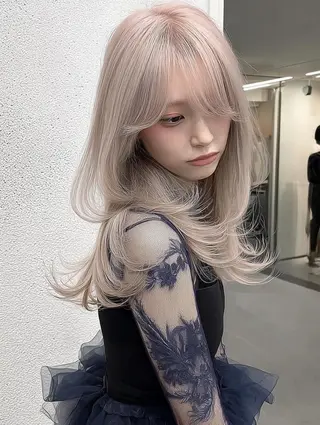 セミロング 福園 弘郁のヘアスタイル