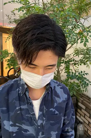 メンズ 似合わせパーマ 渡辺尚暉のヘアスタイル
